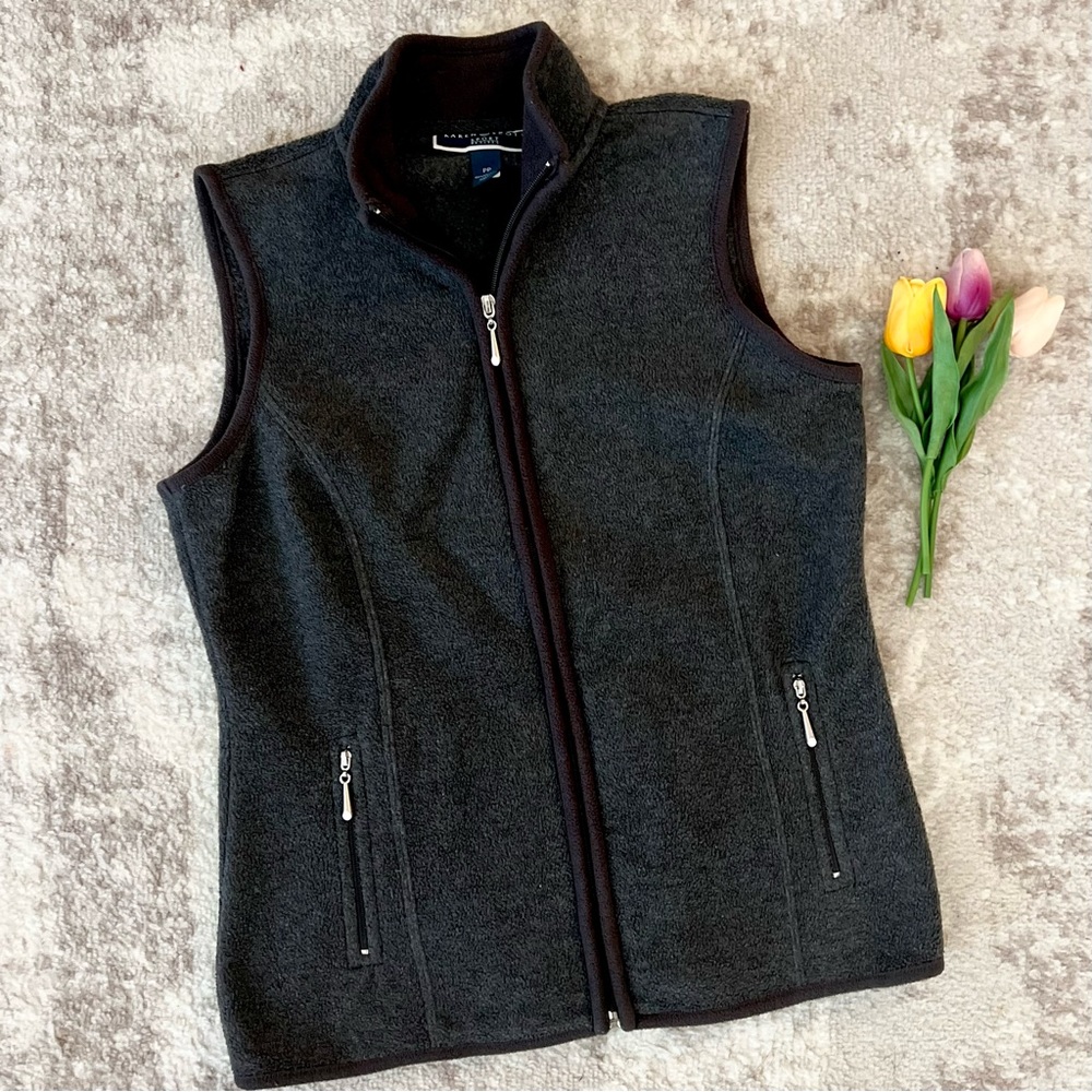 Karen Scott sport fleece zip vest